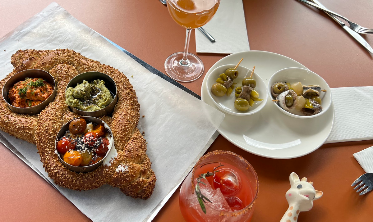 The Two Hour Lunch (again)